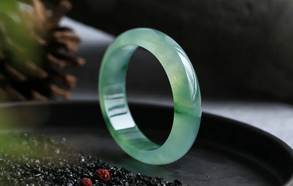 光澤度儀(yi) 鑒別翡翠你知道嗎