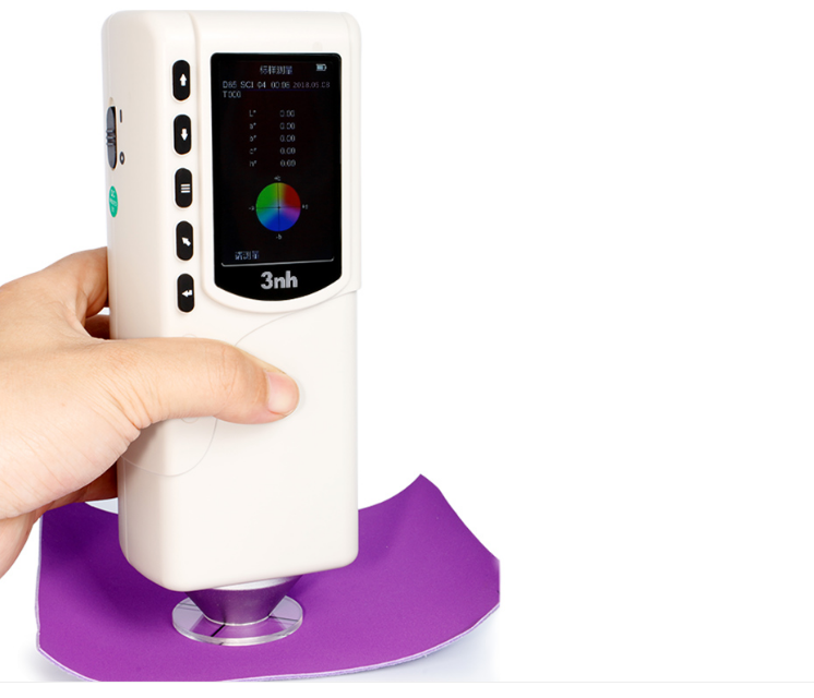 購置色差儀(yi) 時應注意什麽(me) 