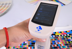 分光測色儀TS7700匹配色卡色號，準確率大於90%！