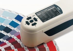 台式分光測色儀與便攜式分光測色儀的比較